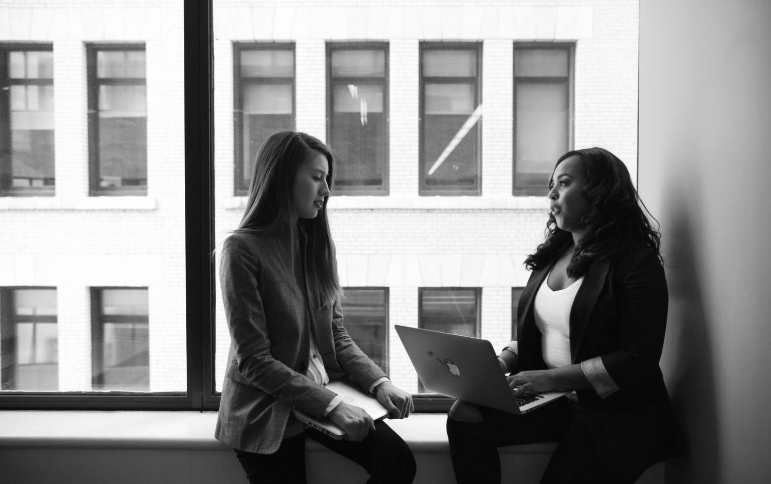 Teilnehmer während einer interaktiven Webinar-Session zur saisonalen Finanzplanung